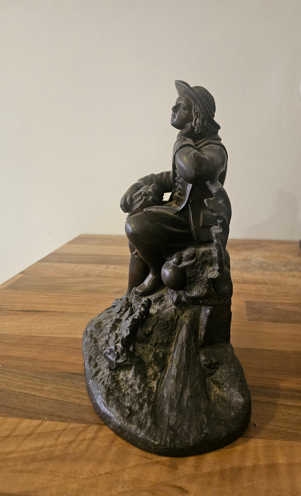 Statuette décorative "Le Troubadour" finition bronze