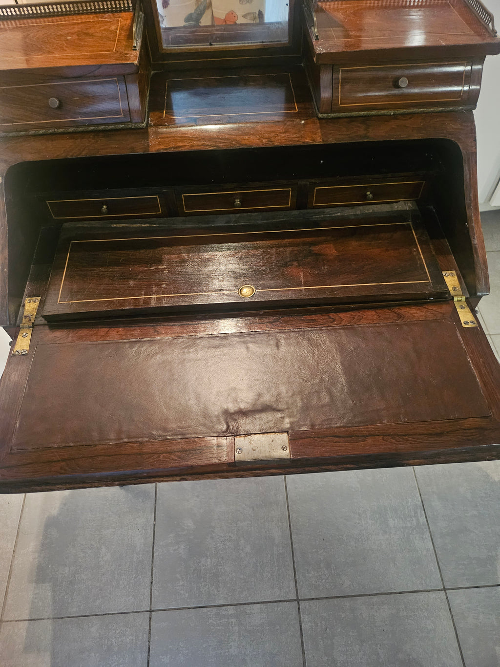 Secrétaire de dame ancien à abattant avec miroir fixe et cuir d'écriture