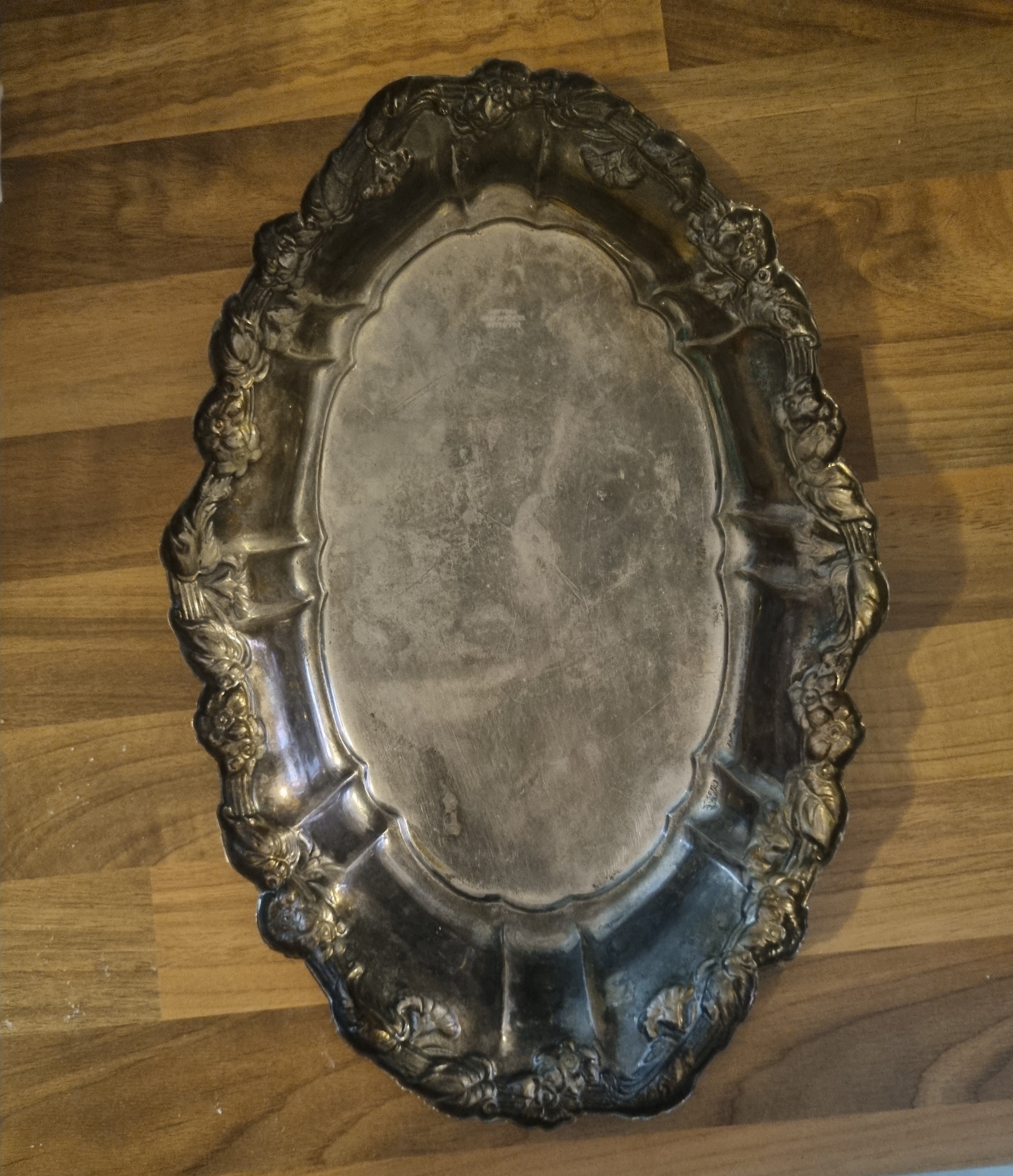 Coupe décorative vintage en métal argenté Falstaff Silver Plated England