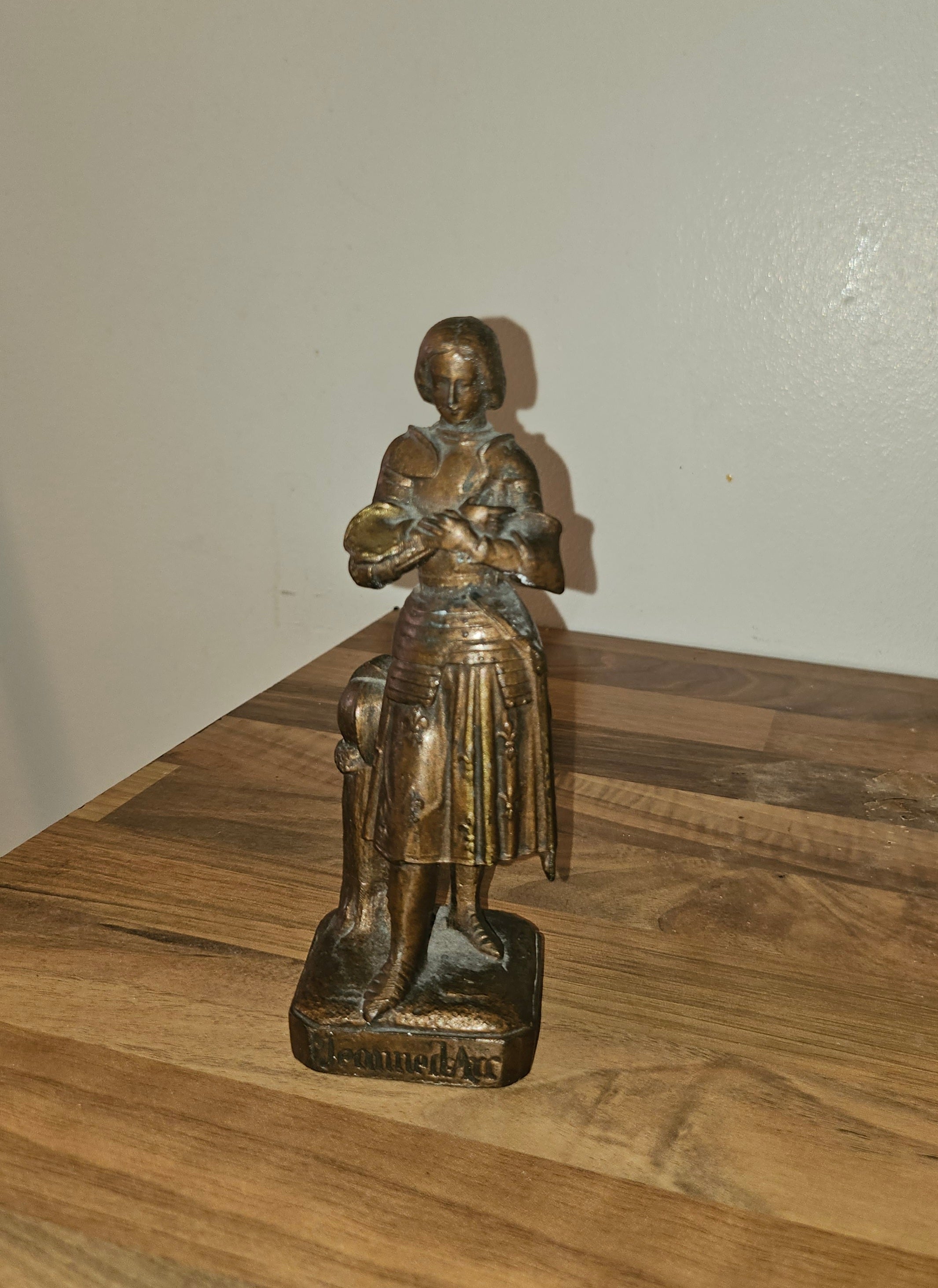 Statuette Jeanne d'Arc signée M. Reberg – Finition bronze – 15 cm